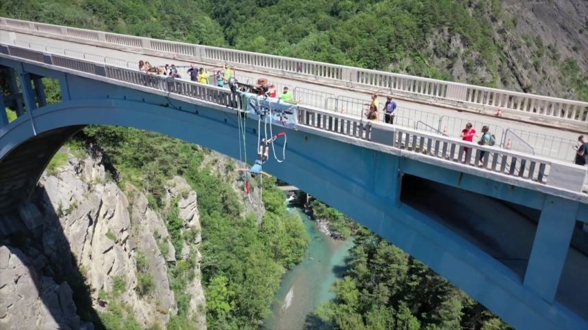 saut à l'élastique - Pont de Ponsonnas - Isère - 103 mètres de haut