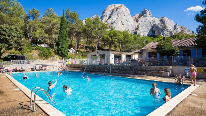 Camping La Vallée Heureuse - Camping avec piscine à Marseille