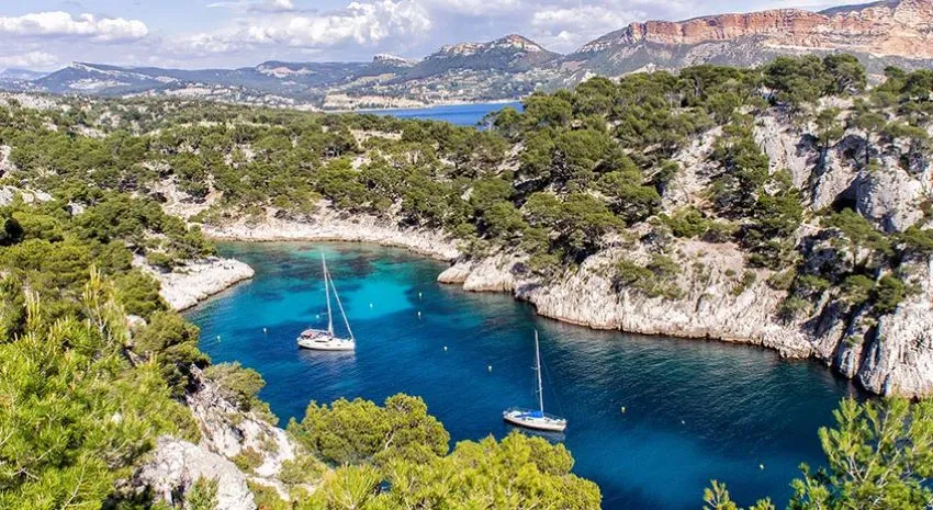location bateau sans permis - Marseille calanques